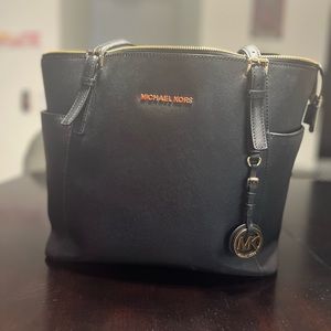 USED Michael Kors Large Tote Purse